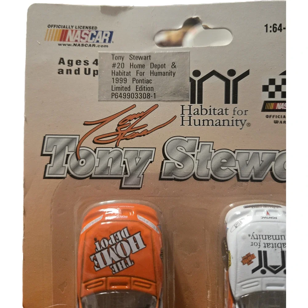 1999 Tony Stewart 20 Home Depot Habitat Humanity NASCAR Diecast 2-Car NEW SEALED